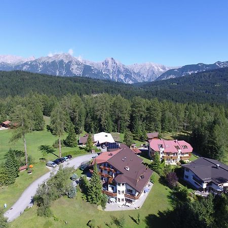 Landhaus Charlotte Am Geigenbuehel -Apartments Seefeld in Tirol Exteriör bild