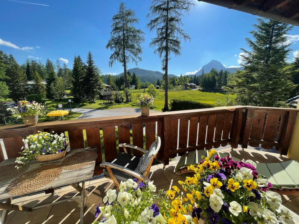Landhaus Charlotte Am Geigenbuehel -Apartments Seefeld in Tirol Exteriör bild