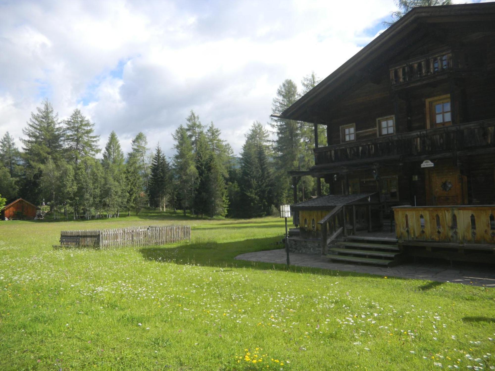 Landhaus Charlotte Am Geigenbuehel -Apartments Seefeld in Tirol Exteriör bild