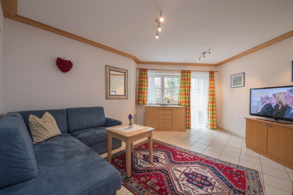 Landhaus Charlotte Am Geigenbuehel -Apartments Seefeld in Tirol Exteriör bild
