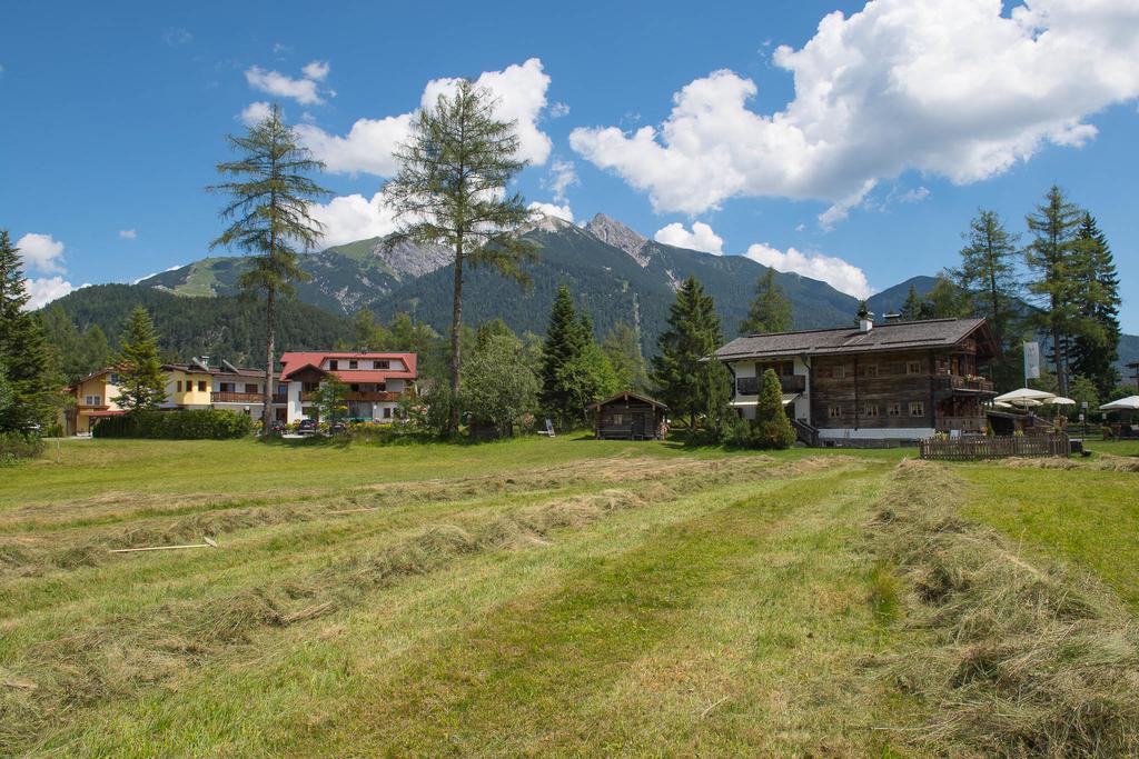 Landhaus Charlotte Am Geigenbuehel -Apartments Seefeld in Tirol Exteriör bild