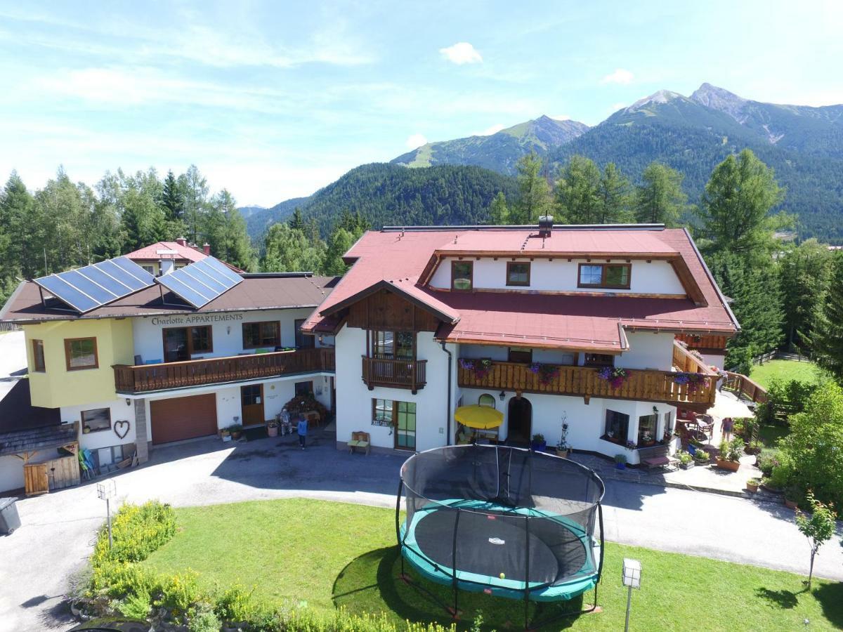Landhaus Charlotte Am Geigenbuehel -Apartments Seefeld in Tirol Exteriör bild
