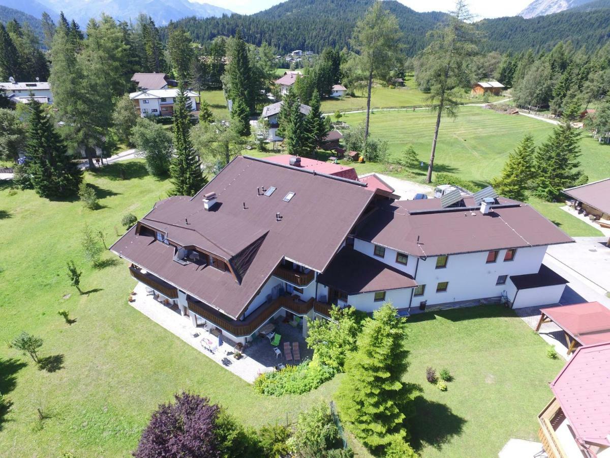 Landhaus Charlotte Am Geigenbuehel -Apartments Seefeld in Tirol Exteriör bild